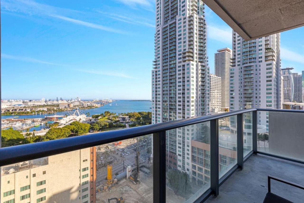 Corner Condo W/ Unrivaled Views Miami Eksteriør bilde